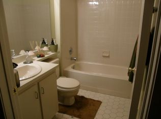 44 Alder St, Jersey City, NJ 07305