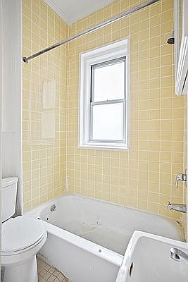 5th image of 68 W 10th St #40