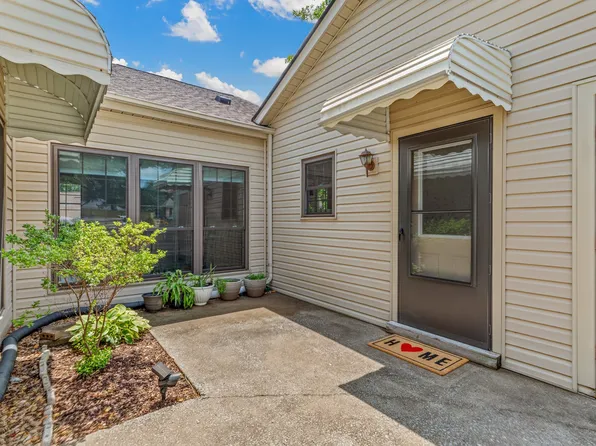 801 Laurel Hill Dr, Old Hickory, TN 37138