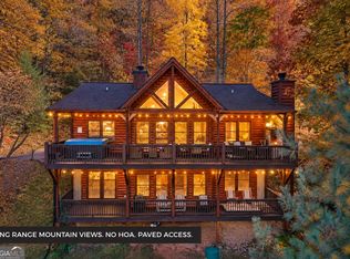 437 Spruce Cir, Mineral Bluff, GA 30559