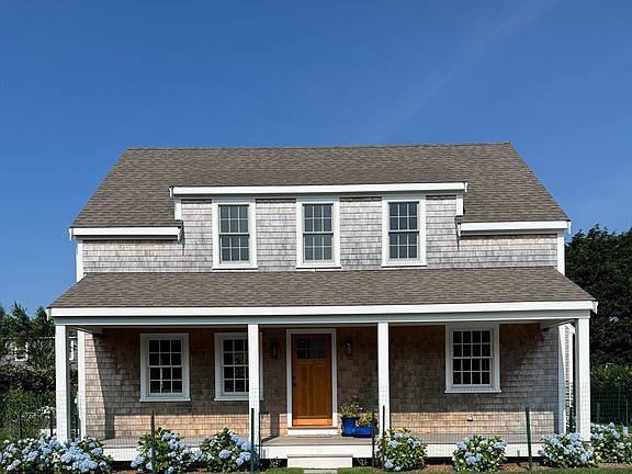 2nd image of 8 Sconset Ave