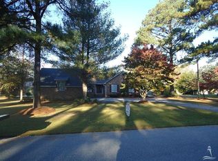 102 Frances St, Elizabethtown, NC 28337