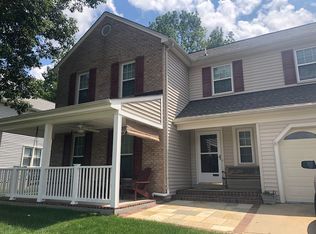 5632 Barrymore Rd, Centreville, VA 20120