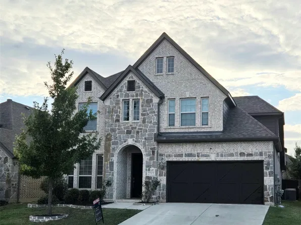 2717 Calloway Creek Dr, Fort Worth, TX 76118