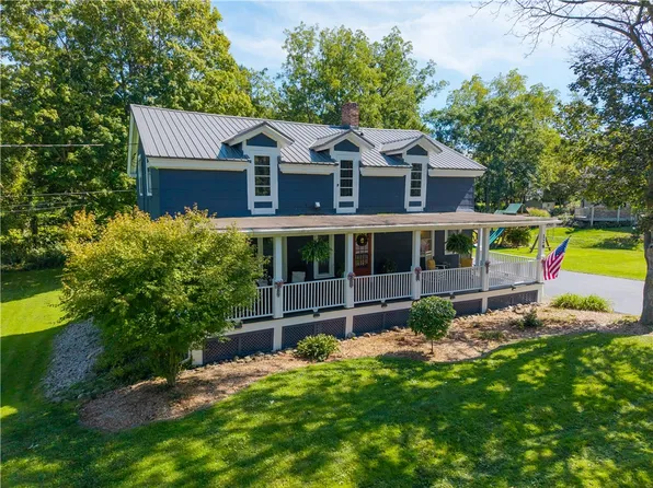 128 South Ave, Avon, NY 14414