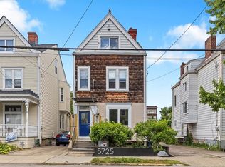 5725 Walnut St, Pittsburgh, PA 15232