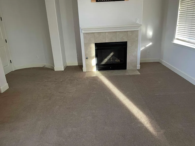 1778 Starflower Dr — Photo 17