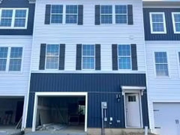 1092 Meadowlark Dr, Fogelsville, PA 18051