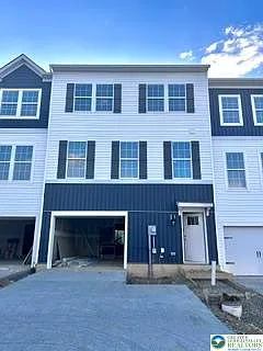 1092 Meadowlark Dr Photo 1