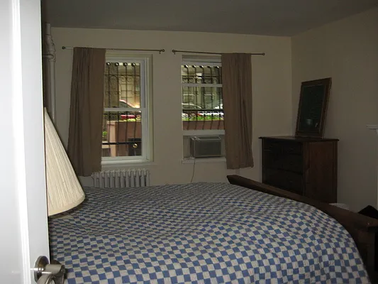 Rented by Camhi NYC Realty Inc | media 35