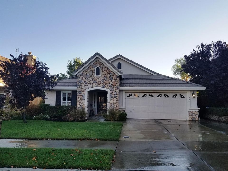 1st image of 205 Andalusian Way