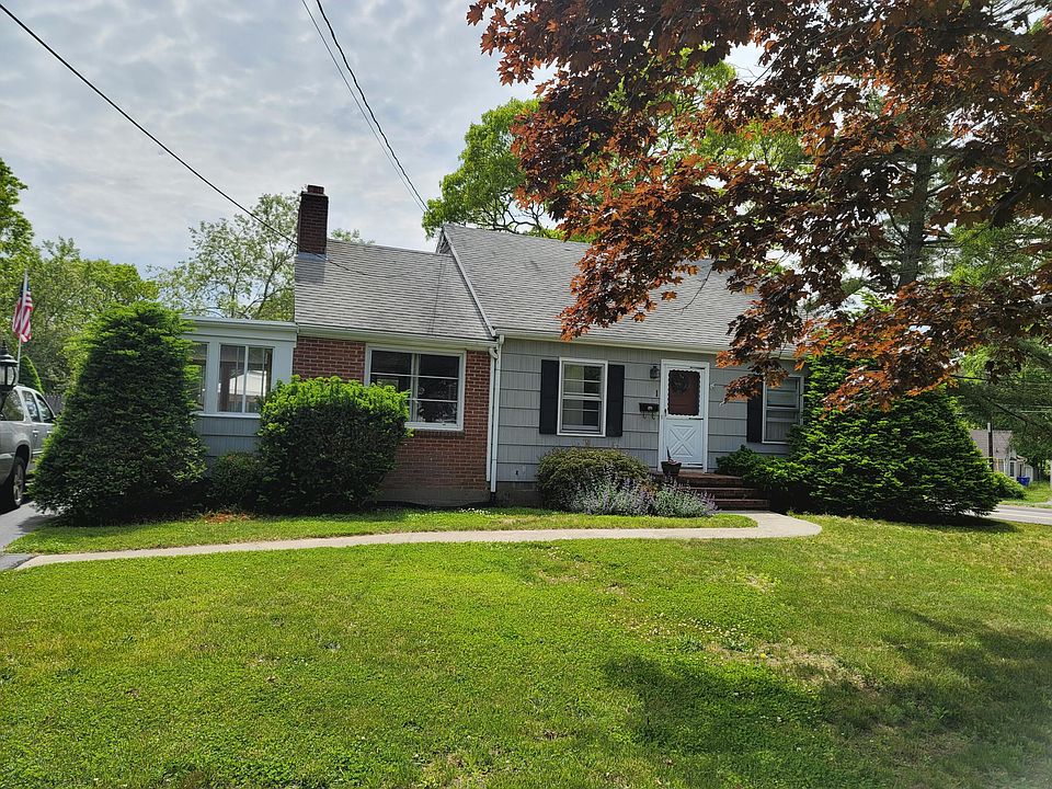 2nd image of 1 Colonial Rd