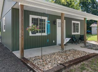 315 S Jackson St, Hanover, MI
