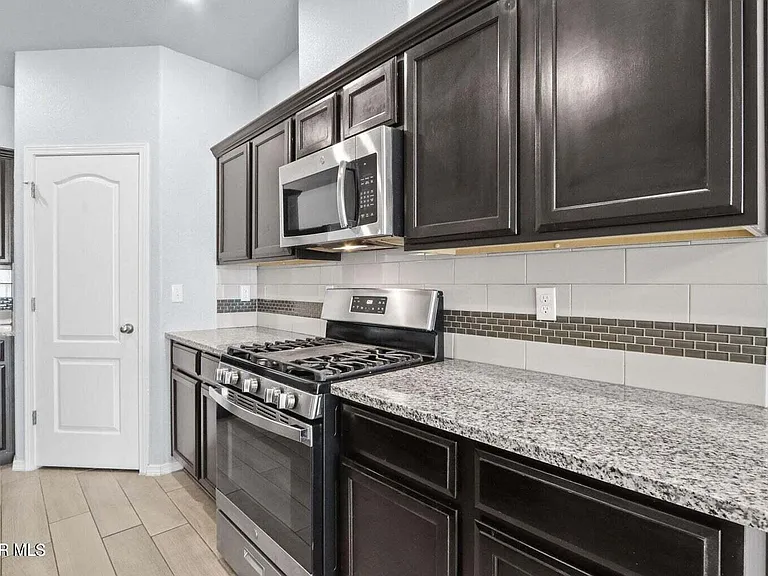 1021 Ultrastar Pl — Photo 10