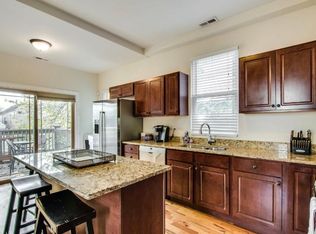 2833 N Spaulding Ave, Chicago, IL 60618