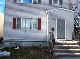 693 Rahway Ave, Woodbridge, NJ 07095