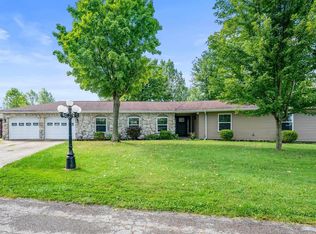 400 Lone Oak Dr, Farmland, IN 47340