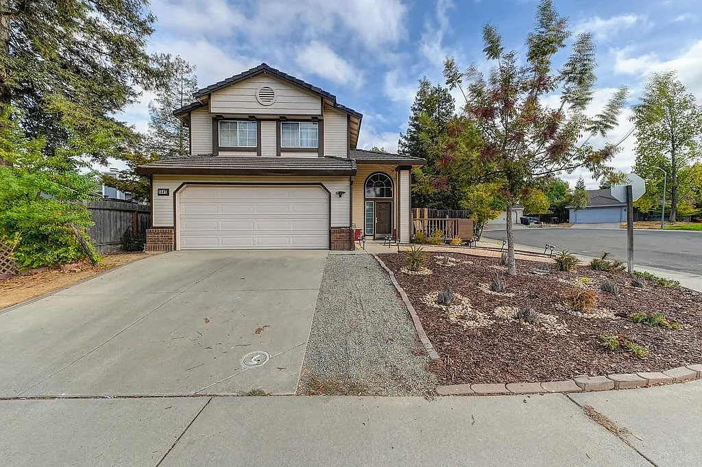 3507 Black Eagle Dr photo 1