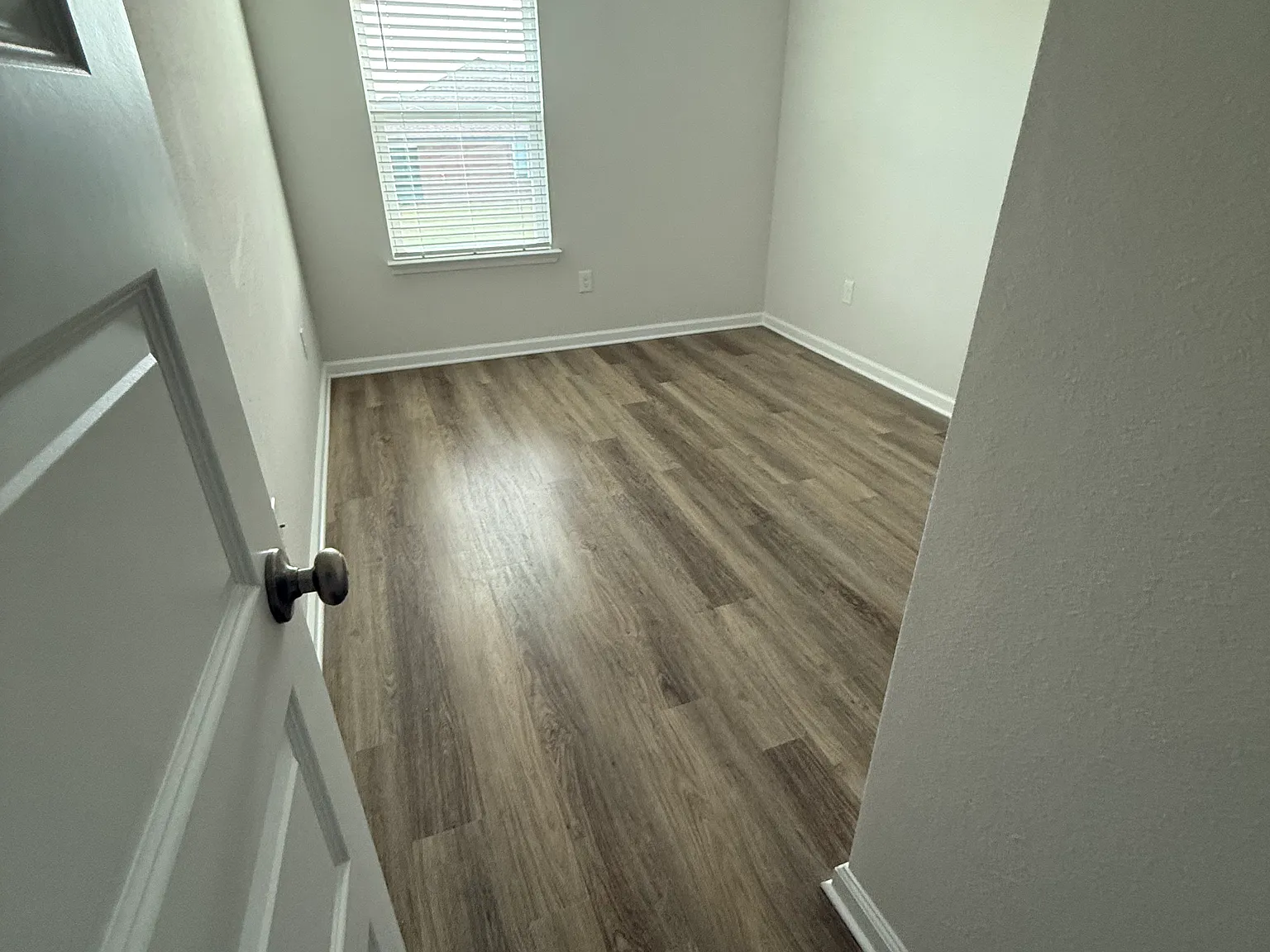 1757 Jakes Dr — Photo 3