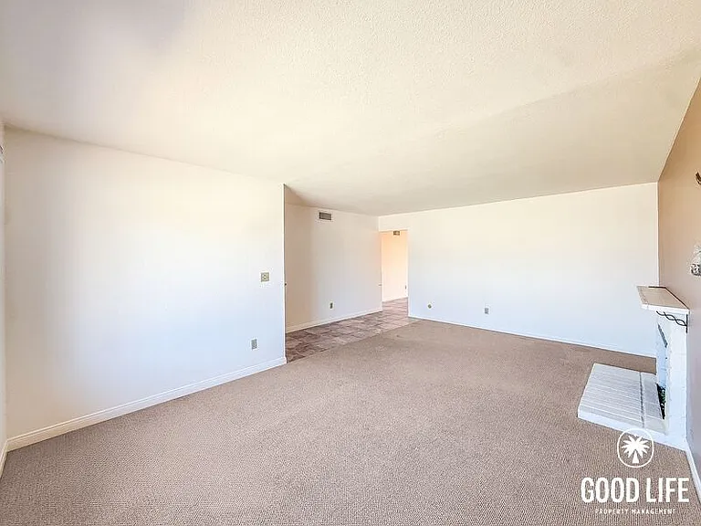 10851 Sandy Hook Rd — Photo 4