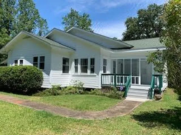 8453 County Farm Rd, Long Beach, MS 39560