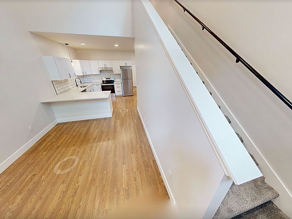 2nd image of 1030 S Holmes St #13
