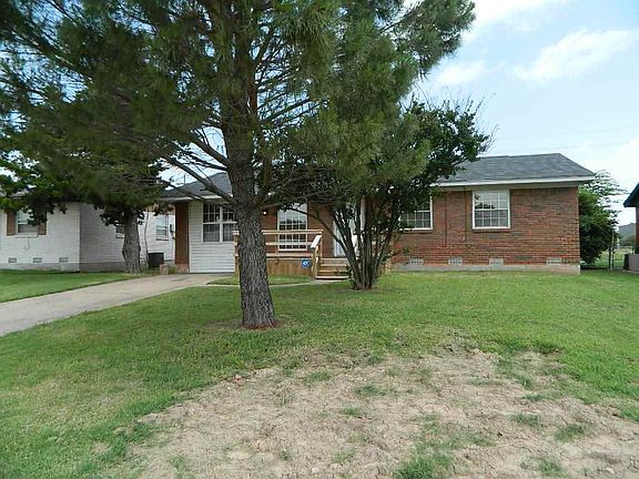 3rd image of 5365 NW Oak Ave