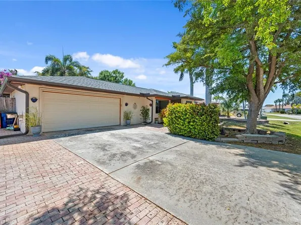 7438 Sea Island RD, FORT MYERS, FL 33967