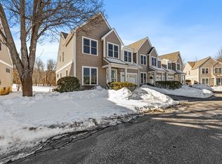22 Barker Square Dr UNIT 22, Pembroke, MA 02359
