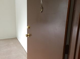 121 Villa Dr APT E, Butler, PA 16001