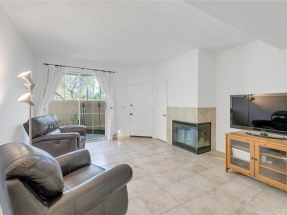 2nd image of 23725 Del Monte Dr