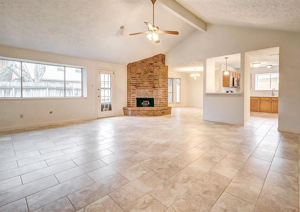 1st image of 1502 Silver Morning Dr