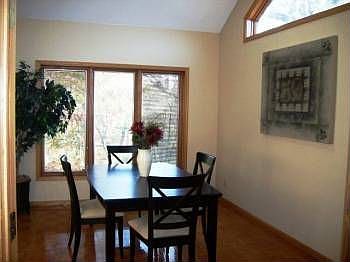 5th image of 650 Hillwood Ct
