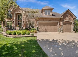 1021 Fire Fox Ct, St Charles, IL 60174