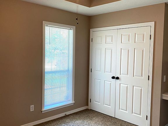 3rd image of 3111 Pleasant Forest Dr