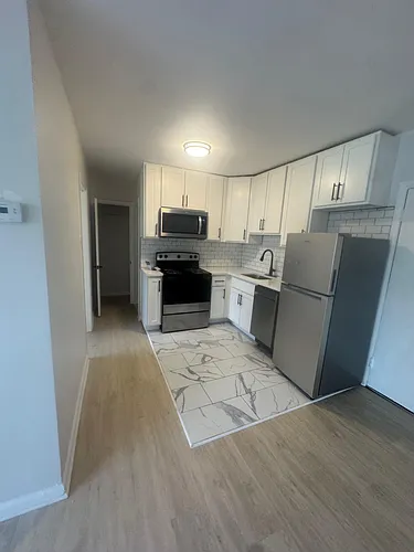 1528 Elmwood Ave #302 Photo 1