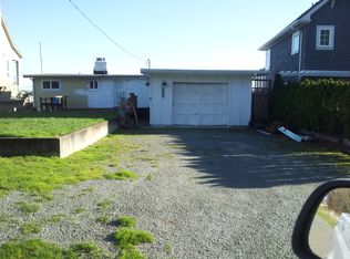 227 Iverson Rd, Camano Island, WA 98282