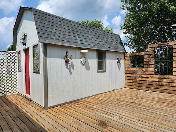 5th image of 239 Creekstone Ct