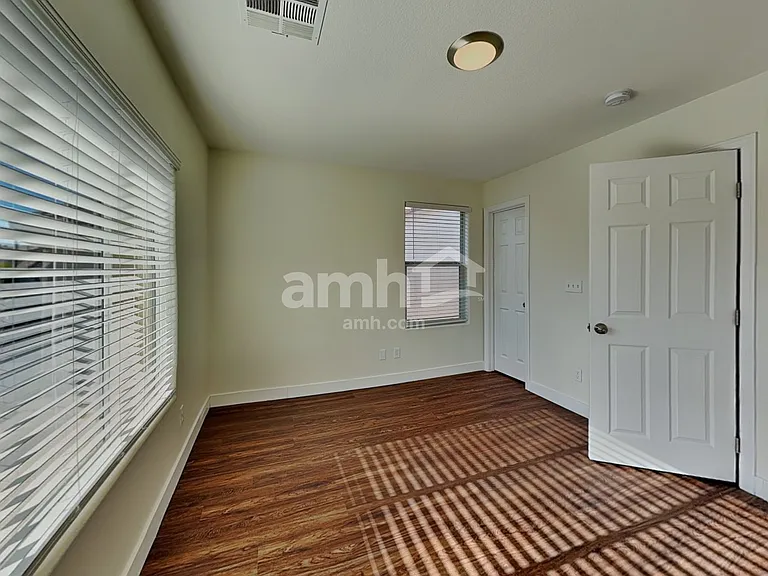7632 Butler Mesa St — Photo 15