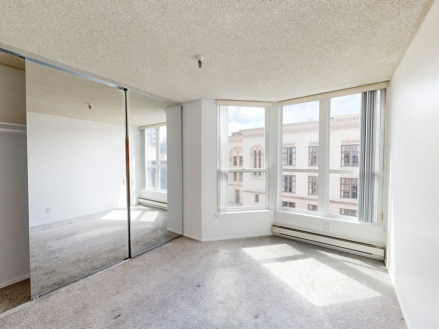 1690 Broadway Street — Photo 2