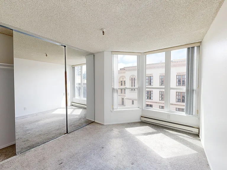 1690 Broadway Street — Photo 2