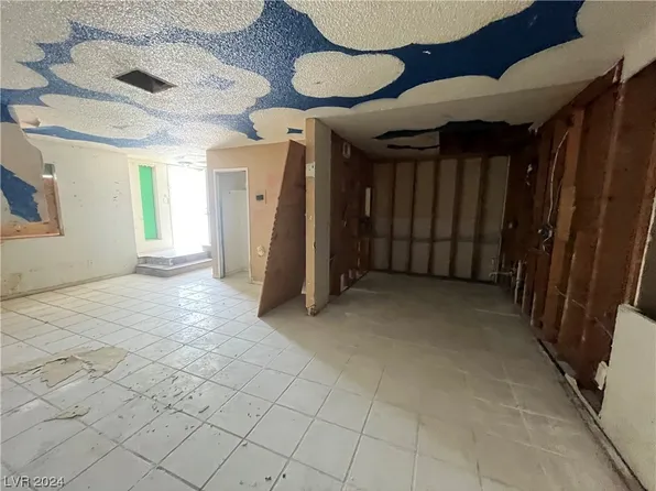 2915 Cedar Ave Unit 4C, Las Vegas, NV 89101