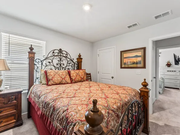 331 Fox Glen Dr, Blythewood, SC 29016
