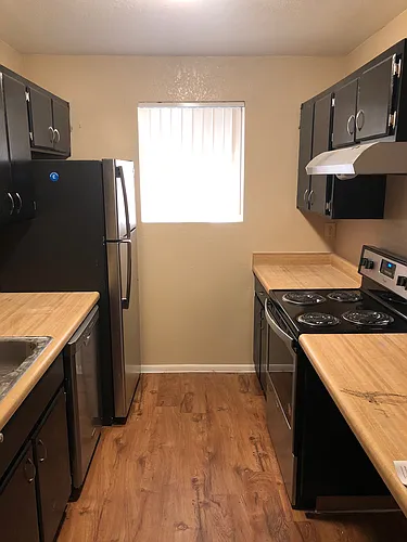 Via Linda Apartments Photo 1