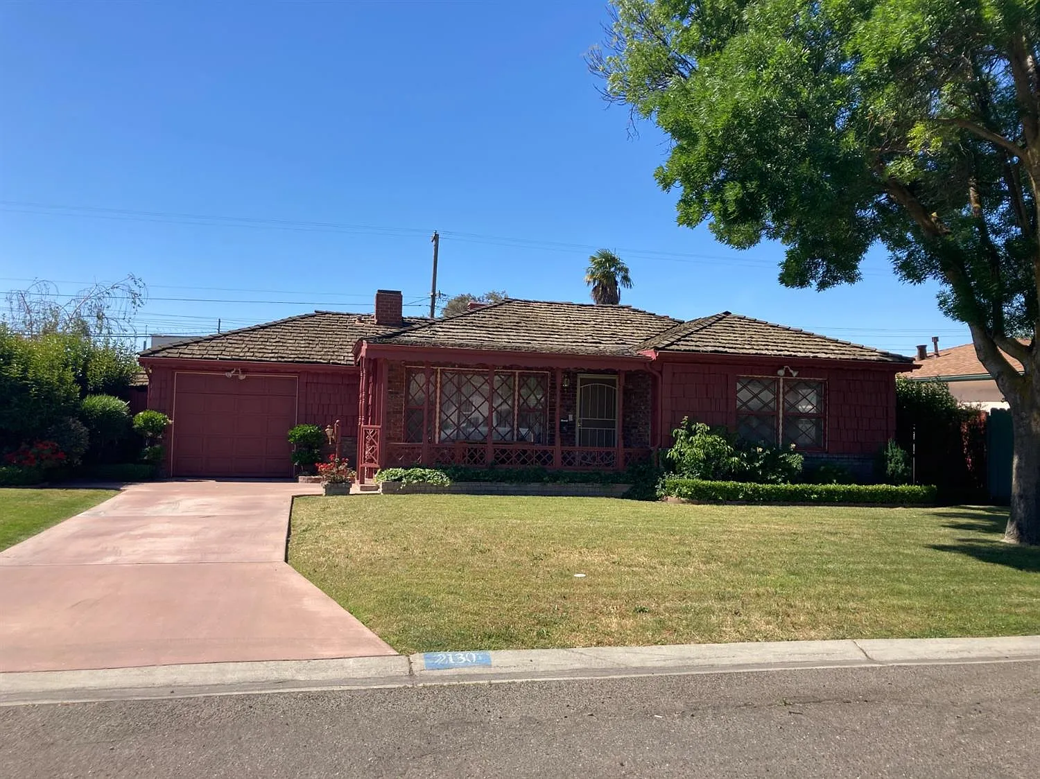 2130 Glendale Ave photo 1