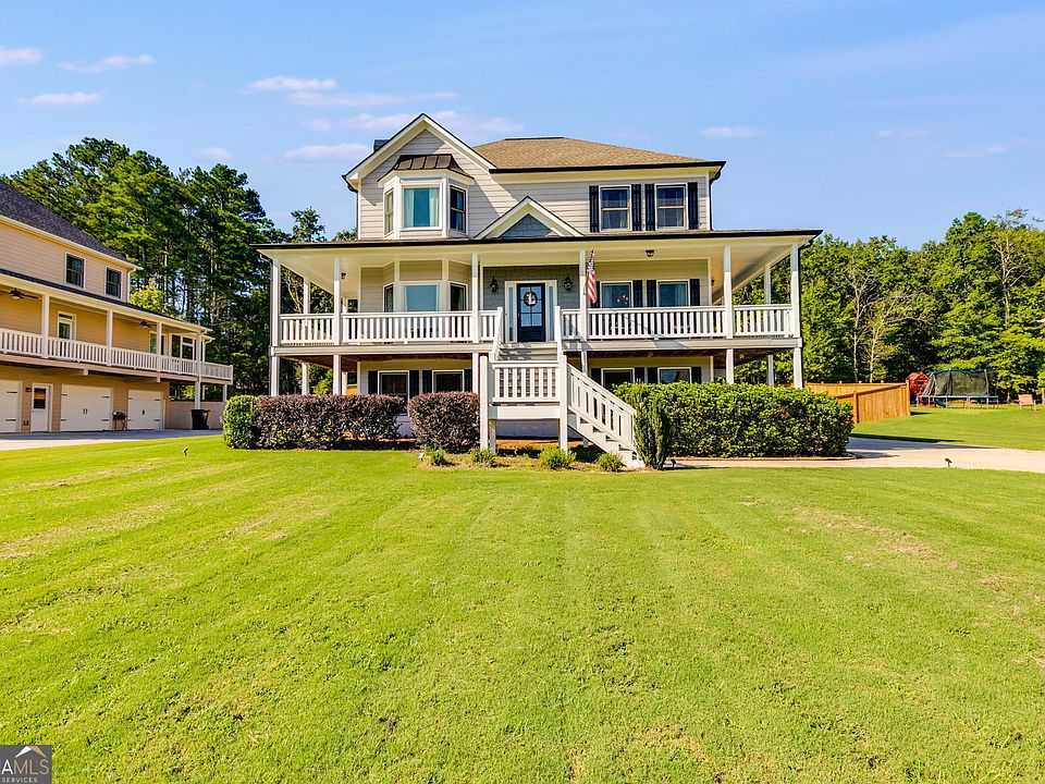 1st image of 27 Riverview Trl