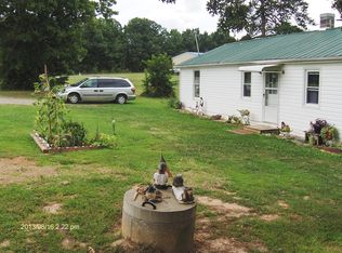 361 Ashpone Tavern Rd, Rocky Mount, VA 24151