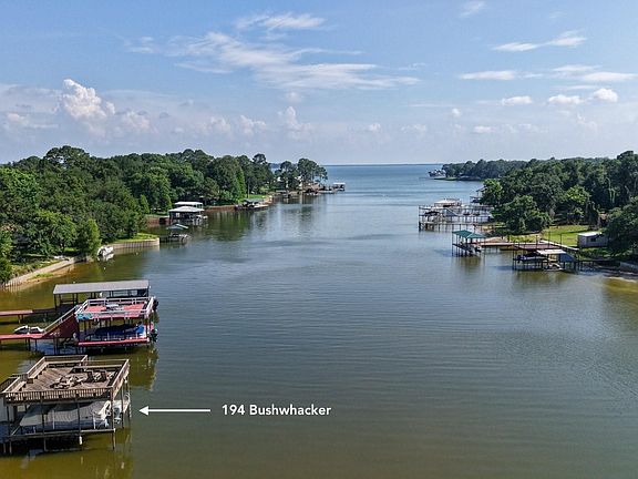 2nd image of 194 Bushwhacker Dr