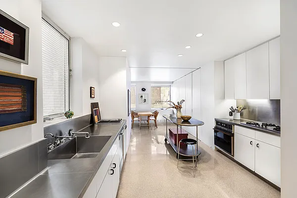 Sold by Stribling | media 8