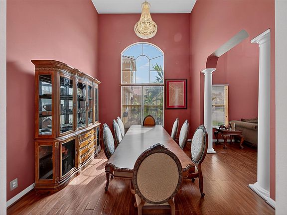 4th image of 13214 SW 28th Street
